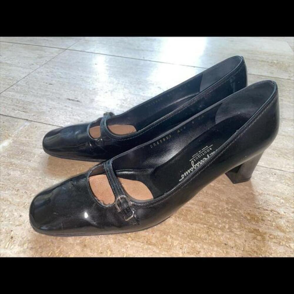 Salvatore Ferragamo Boutique Sz 9 AA Mary Jane Womens Dress Shoes Pump